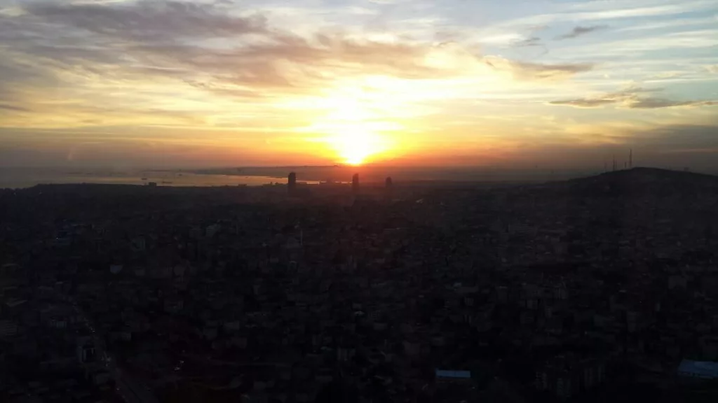 Ataşehir: Istanbul’s Vertical Experiment